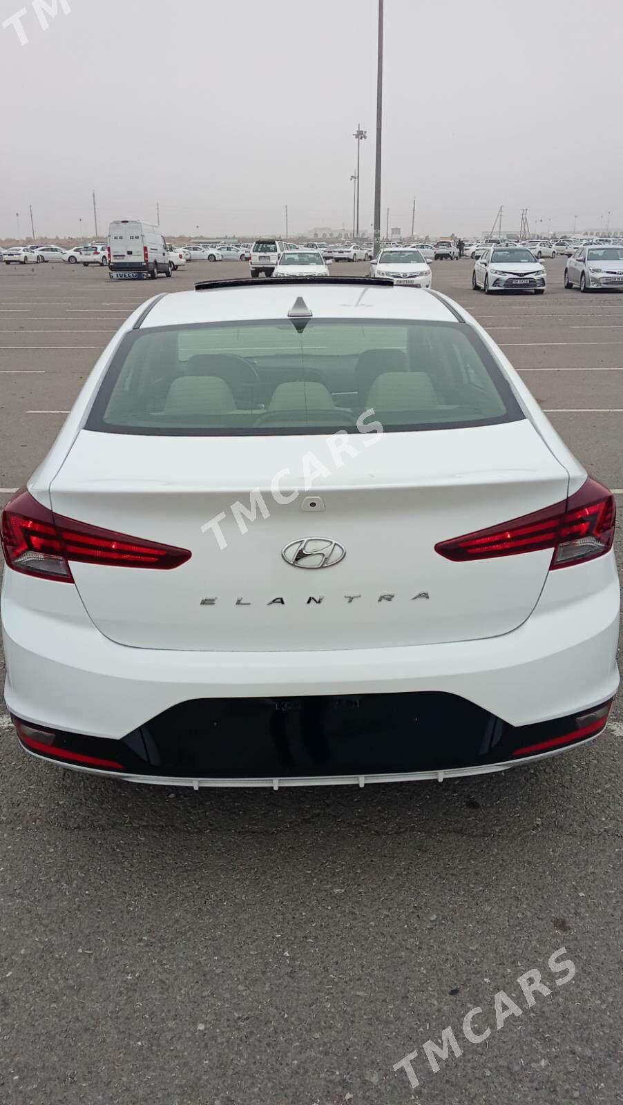 Hyundai Elantra 2019 - 225 000 TMT - Aşgabat - img 5