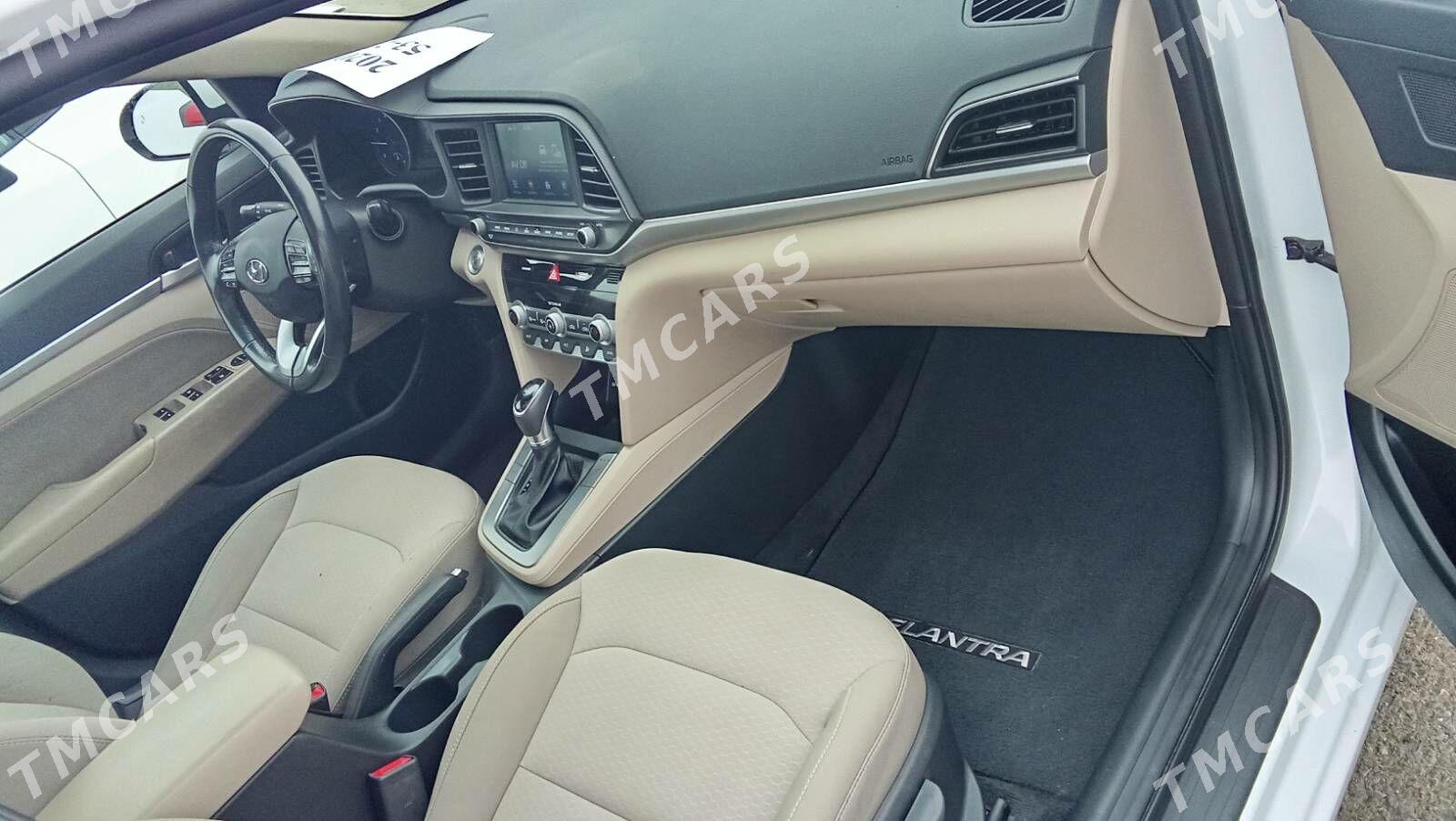 Hyundai Elantra 2019 - 225 000 TMT - Aşgabat - img 3