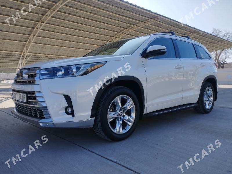 Toyota Highlander 2019 - 520 000 TMT - Байрамали - img 3