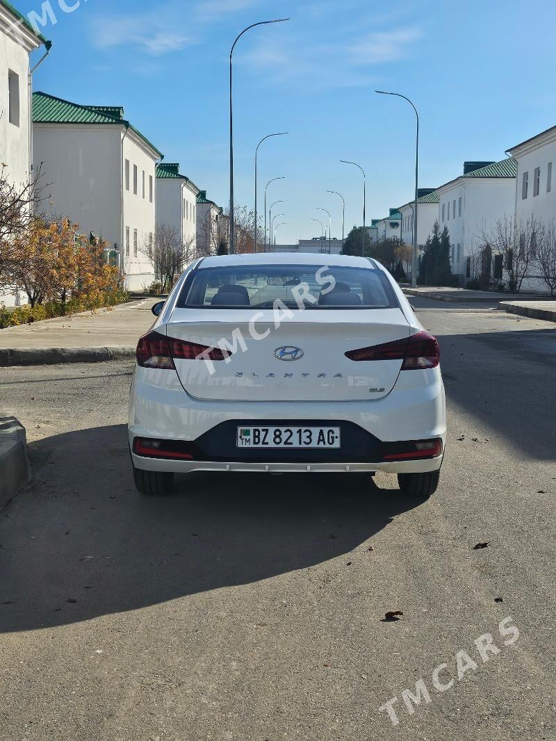 Hyundai Elantra 2019 - 196 000 TMT - Aşgabat - img 2