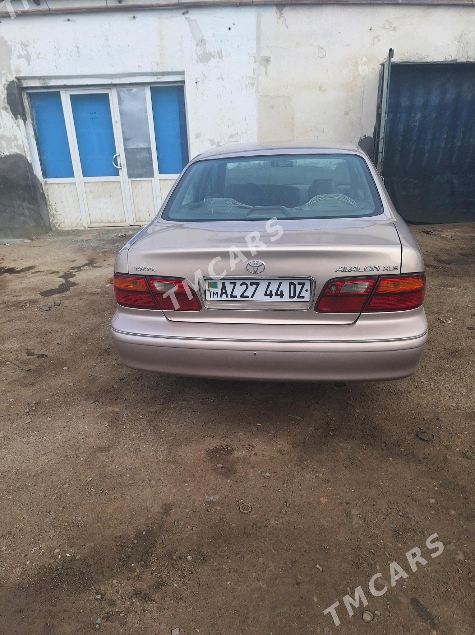 Toyota Avalon 1999 - 130 000 TMT - Дашогуз - img 5