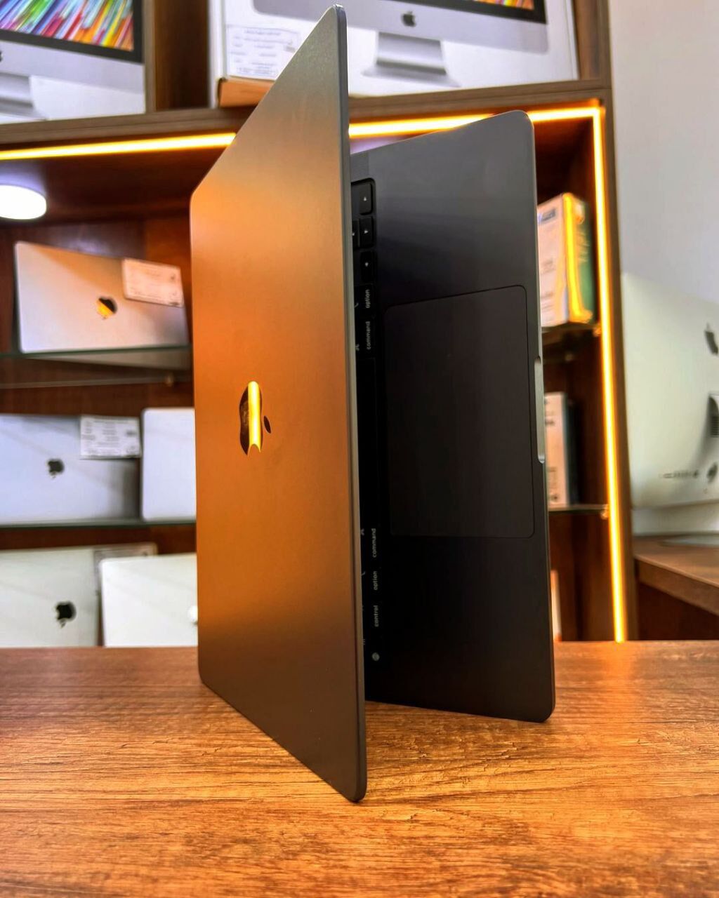 Apple MacBook Pro/M3/RAM 18GB - Aşgabat - img 9