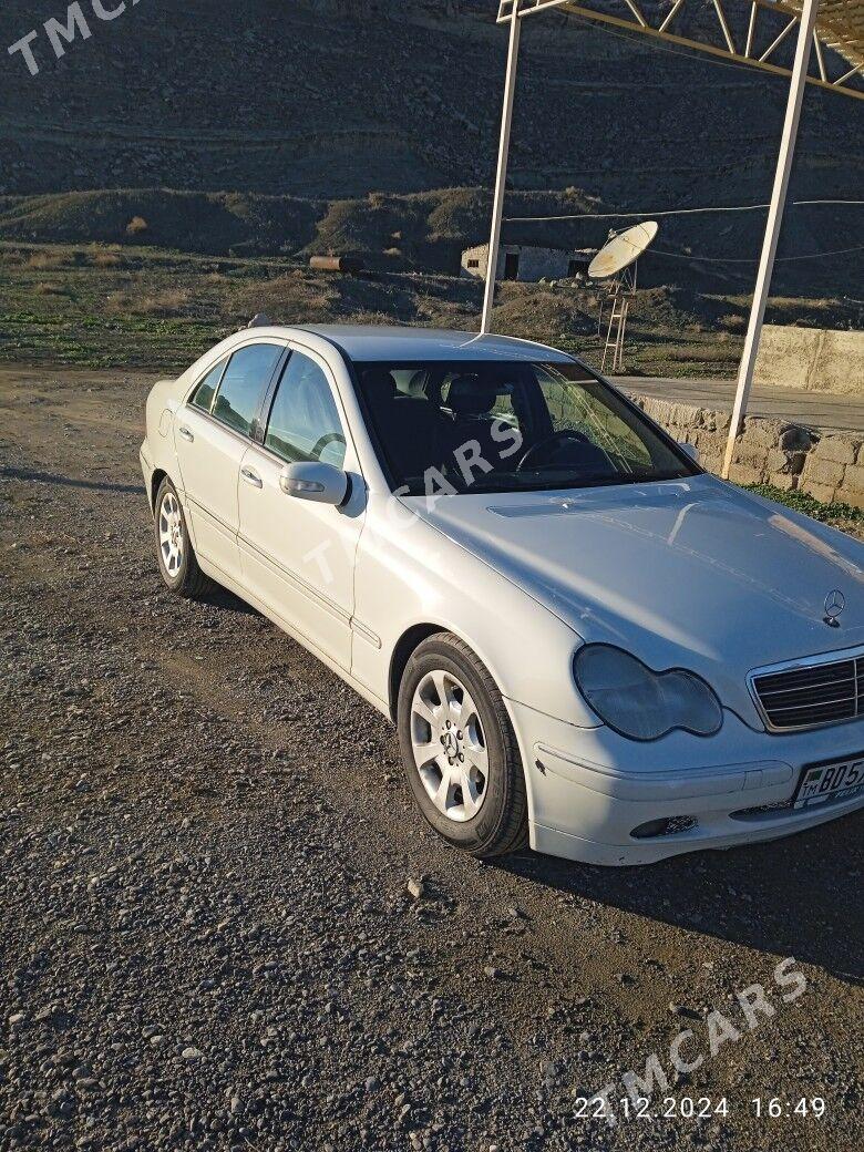 Mercedes-Benz C320 2001 - 70 000 TMT - Махтумкули - img 4