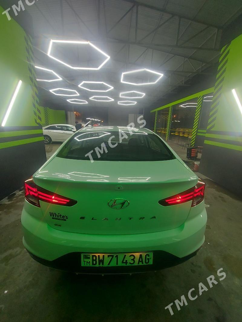 Hyundai Elantra 2019 - 190 000 TMT - Aşgabat - img 3