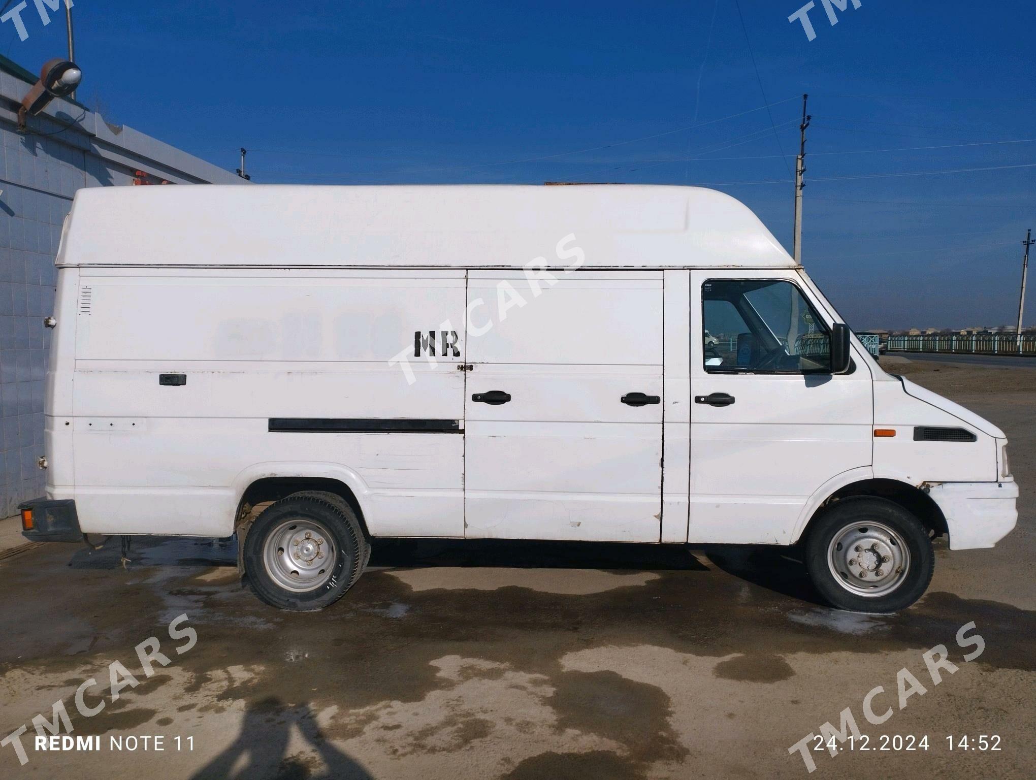 Iveco Daily 1998 - 70 000 TMT - Мары - img 3