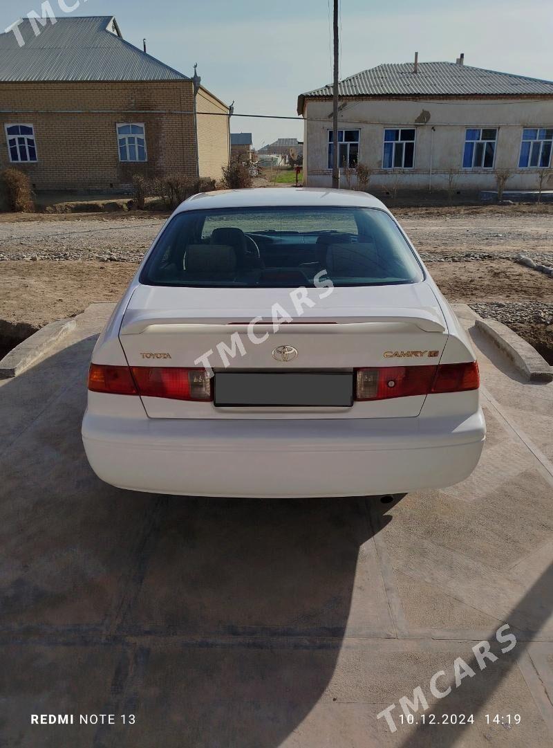 Toyota Camry 2000 - 110 000 TMT - Мургап - img 5