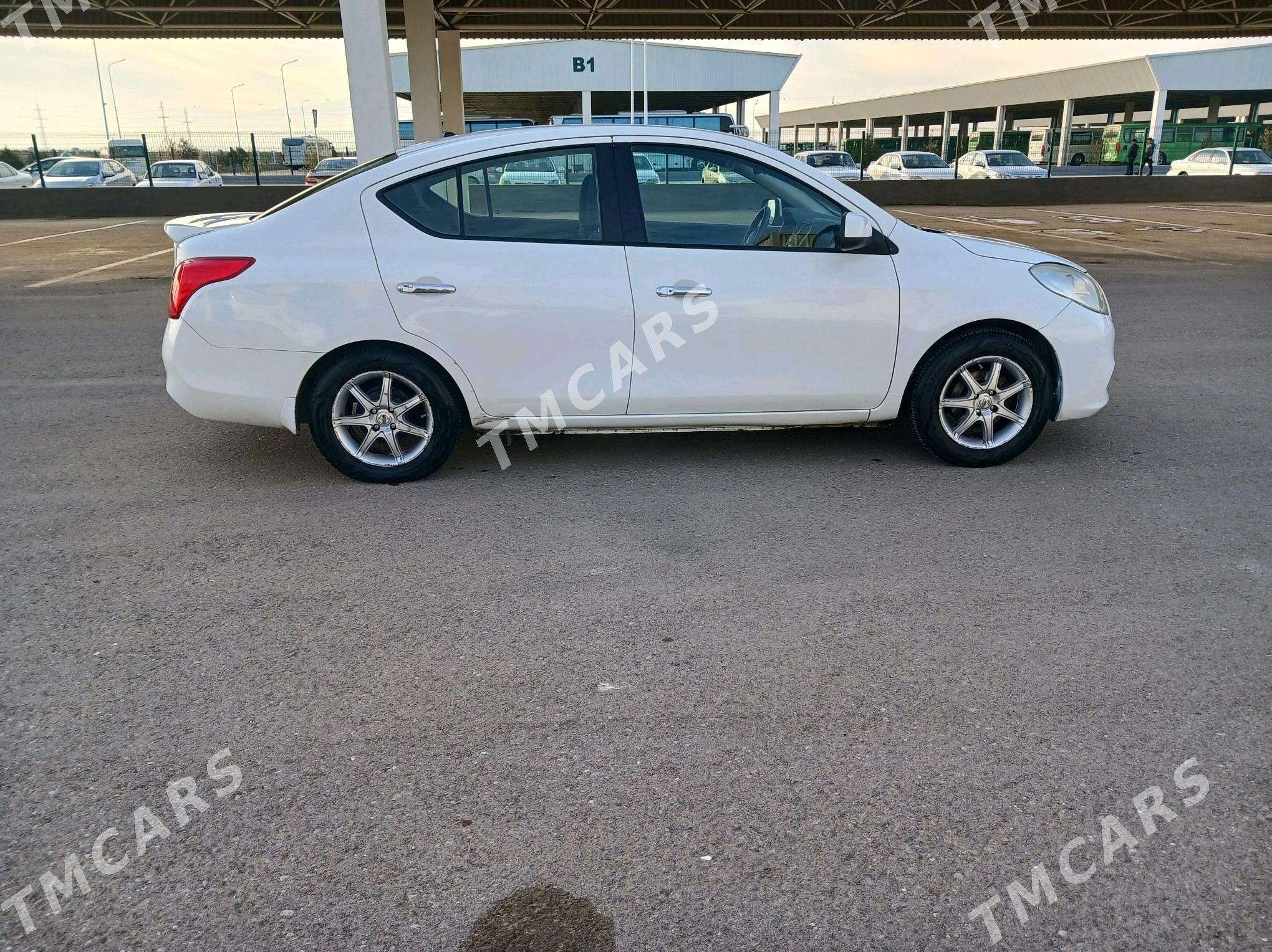 Nissan Versa 2012 - 95 000 TMT - Ашхабад - img 6