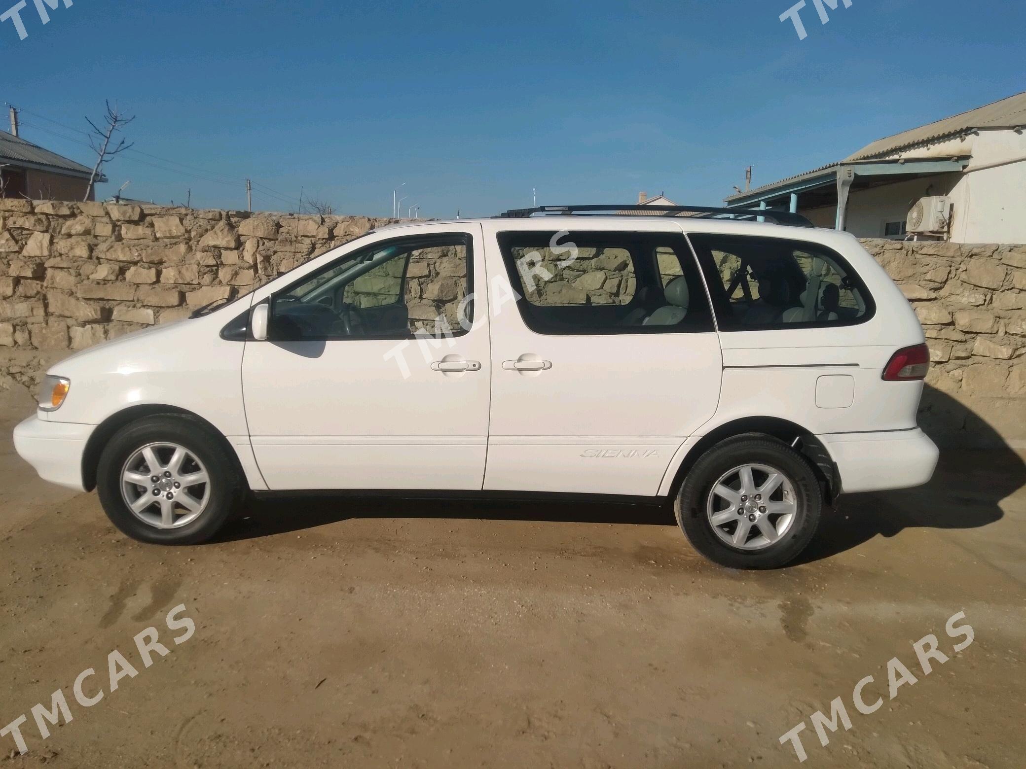 Toyota Sienna 2000 - 125 000 TMT - Esenguly - img 7