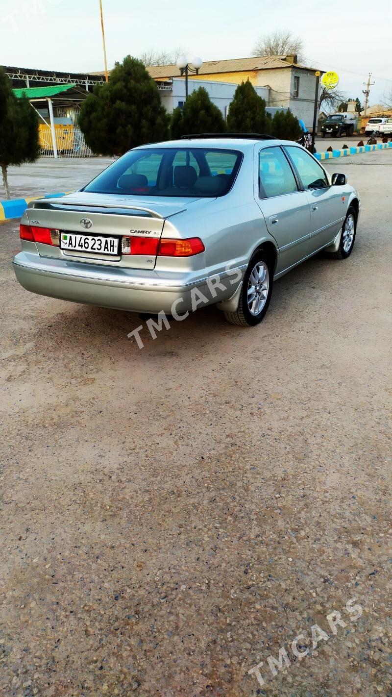 Toyota Camry 2001 - 190 000 TMT - Tejen - img 4