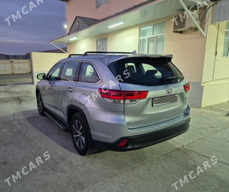 Toyota Highlander 2019 - 485 000 TMT - Türkmenbaşy - img 3