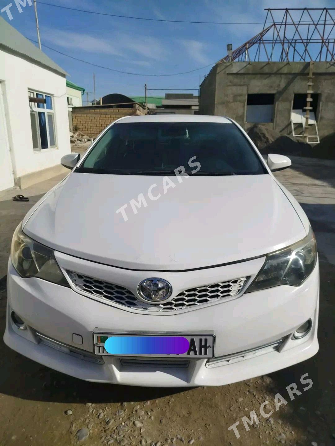 Toyota Camry 2012 - 167 000 TMT - Büzmeýin GRES - img 5