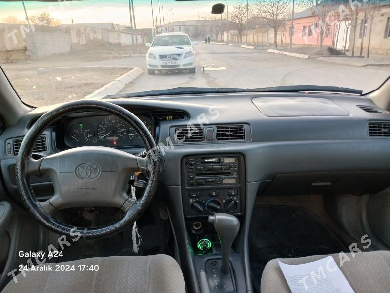 Toyota Camry 2000 - 95 000 TMT - Берекет - img 5