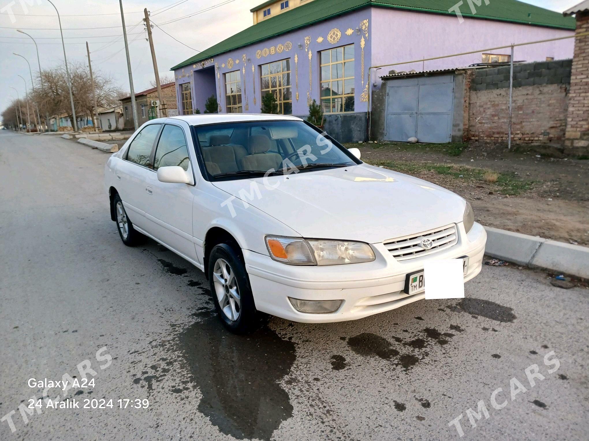 Toyota Camry 2000 - 95 000 TMT - Берекет - img 7