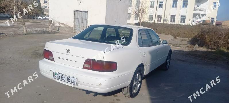 Toyota Camry 1996 - 75 000 TMT - Türkmenabat - img 3