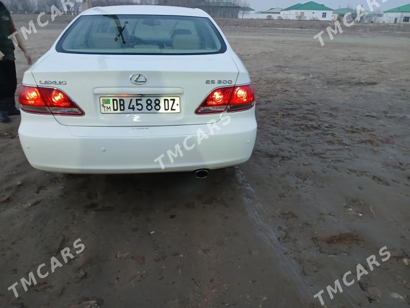 Lexus ES 300 2003 - 159 000 TMT - Дашогуз - img 4