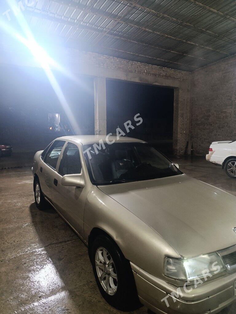 Opel Vectra 1990 - 27 000 TMT - Чарджоу - img 2