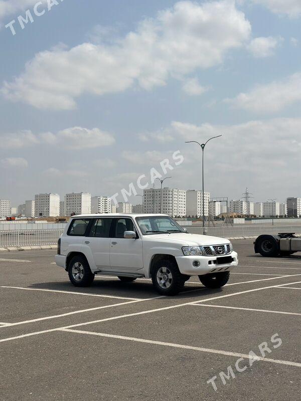 Nissan Patrol 2013 - 500 000 TMT - Ашхабад - img 6