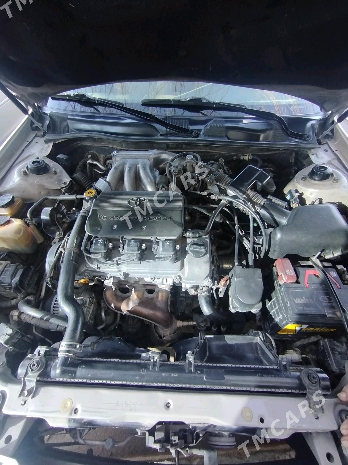 Toyota Camry 2000 - 140 000 TMT - Aşgabat - img 10