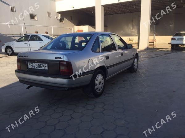 Opel Vectra 1989 - 50 000 TMT - Mary - img 3