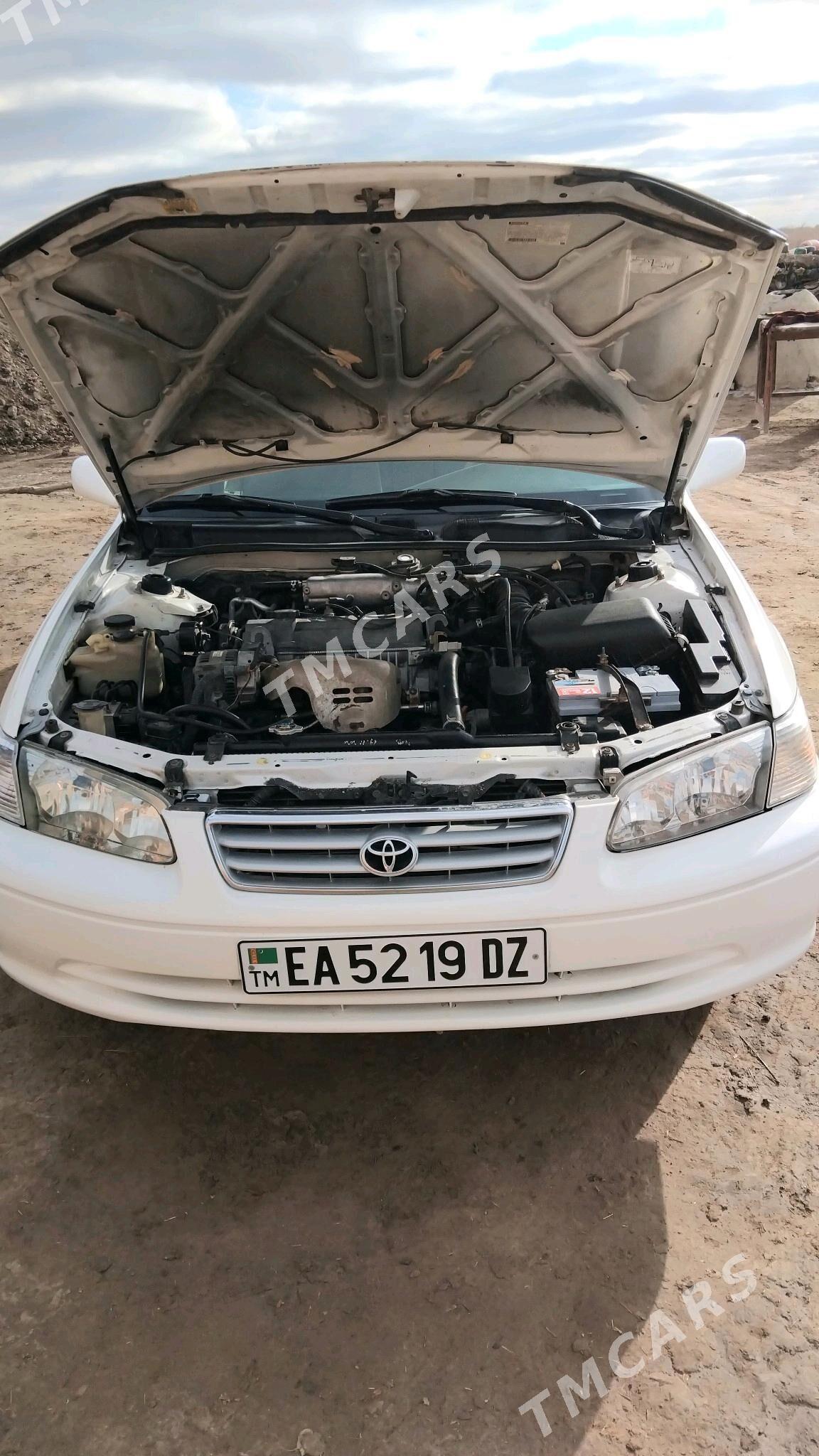 Toyota Camry 2000 - 165 000 TMT - етр. Туркменбаши - img 4