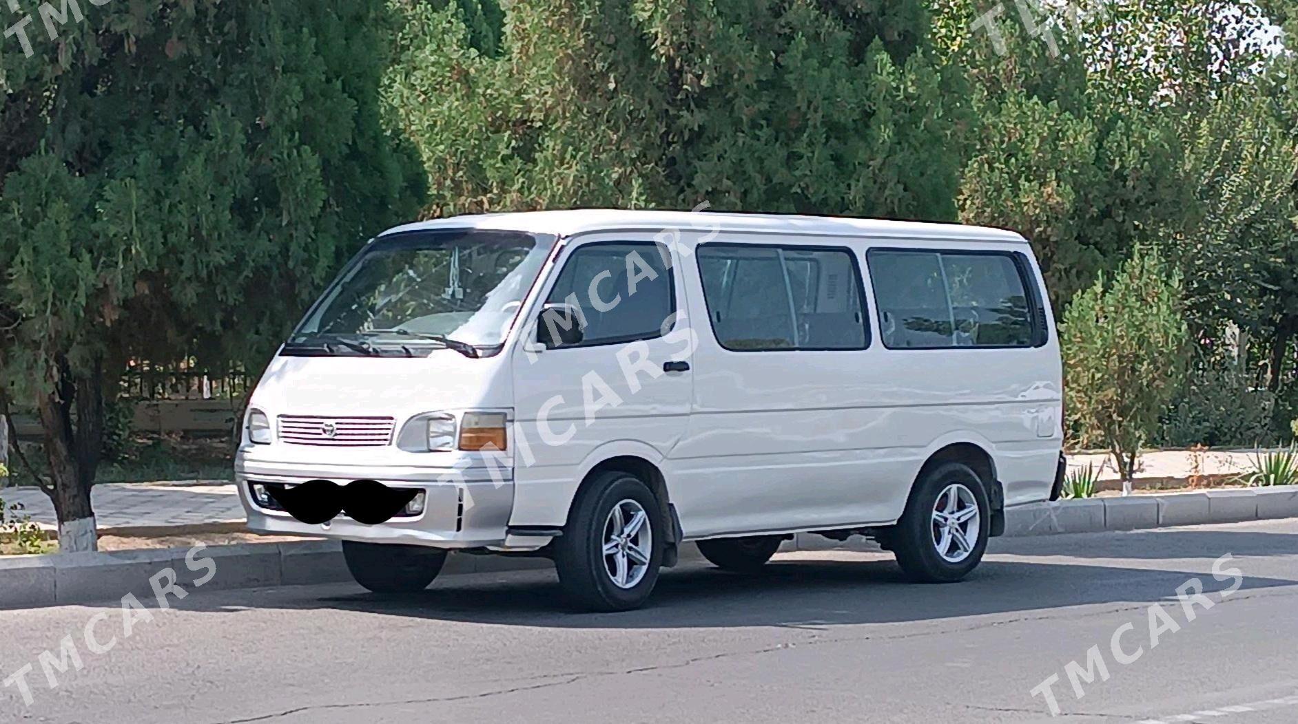 Toyota Hiace 2003 - 105 000 TMT - Байрамали - img 3