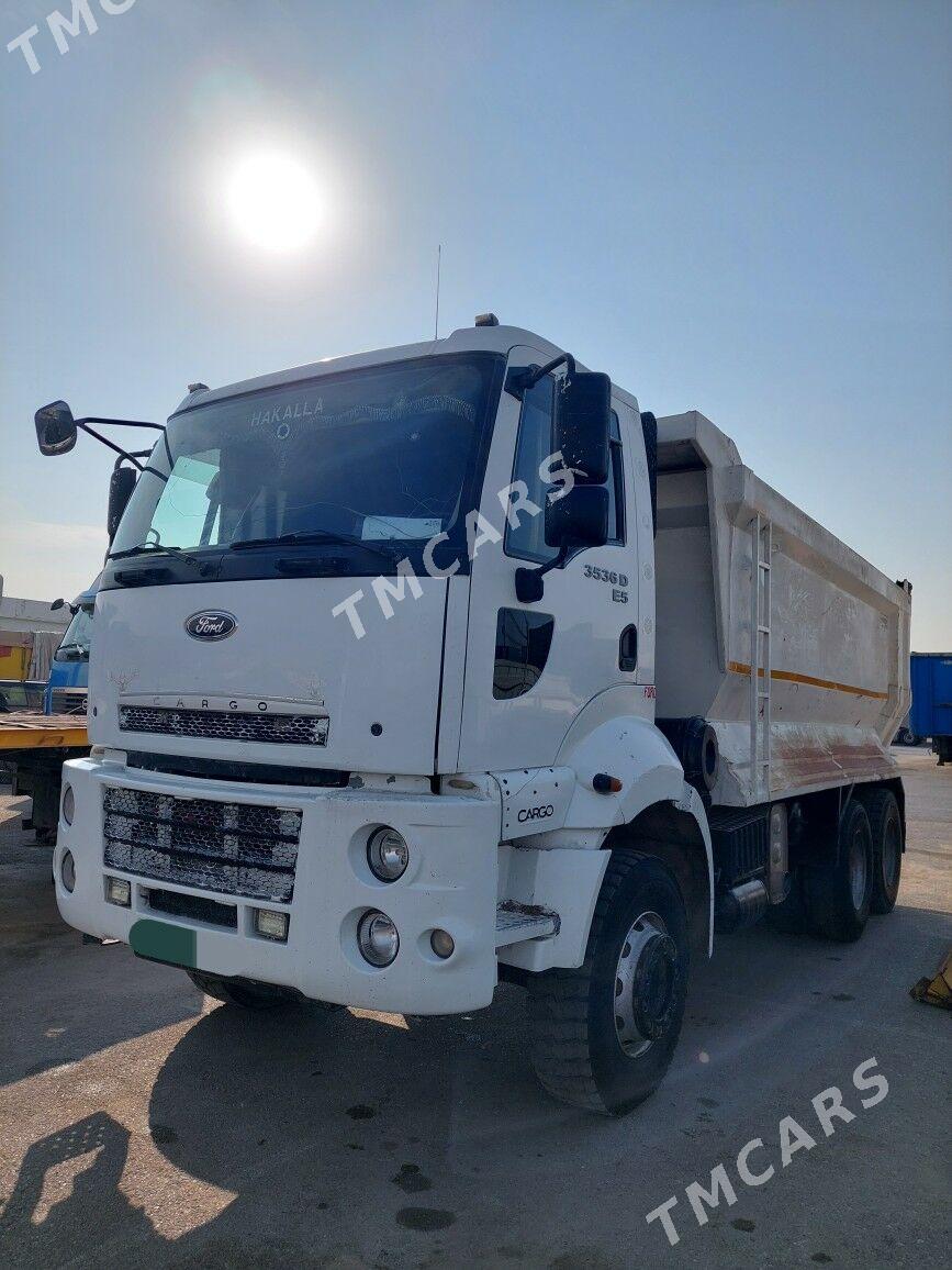 Ford Cargo 3535D 2015 - 692 000 TMT - Aşgabat - img 3