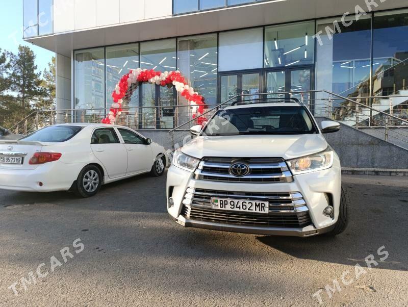 Toyota Highlander 2018 - 410 000 TMT - Мары - img 8