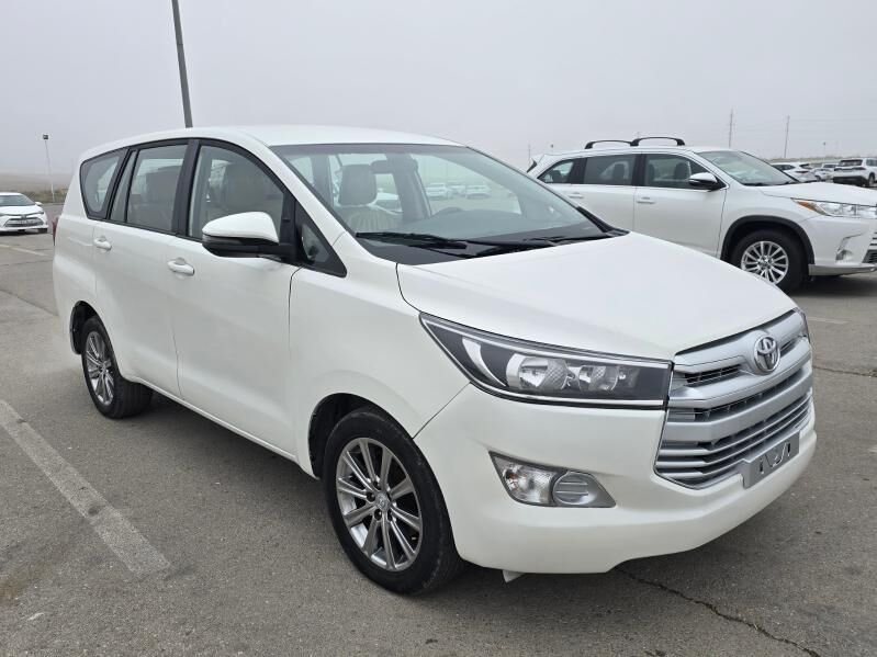 Toyota Innova 2020 - 250 000 TMT - Ашхабад - img 7