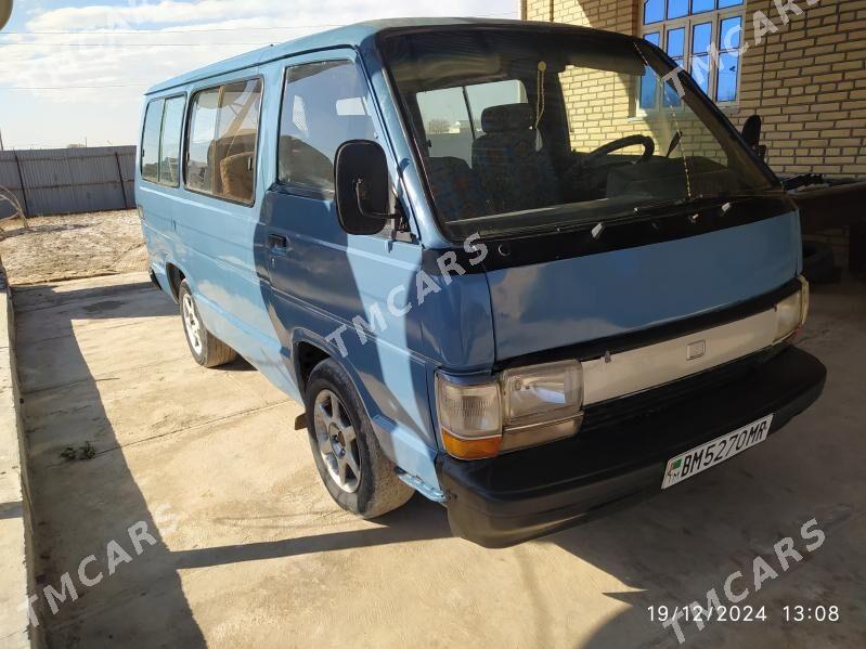 Toyota Hiace 1989 - 35 000 TMT - Мары - img 2