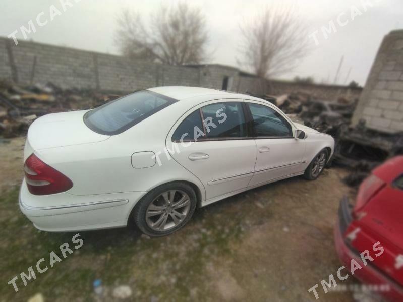 Mercedes-Benz E320 2004 - 115 000 TMT - Aşgabat - img 2