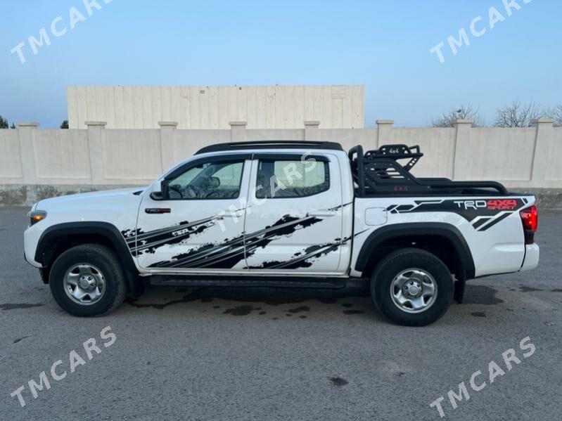 Toyota Tacoma 2022 - 430 000 TMT - Türkmenabat - img 3