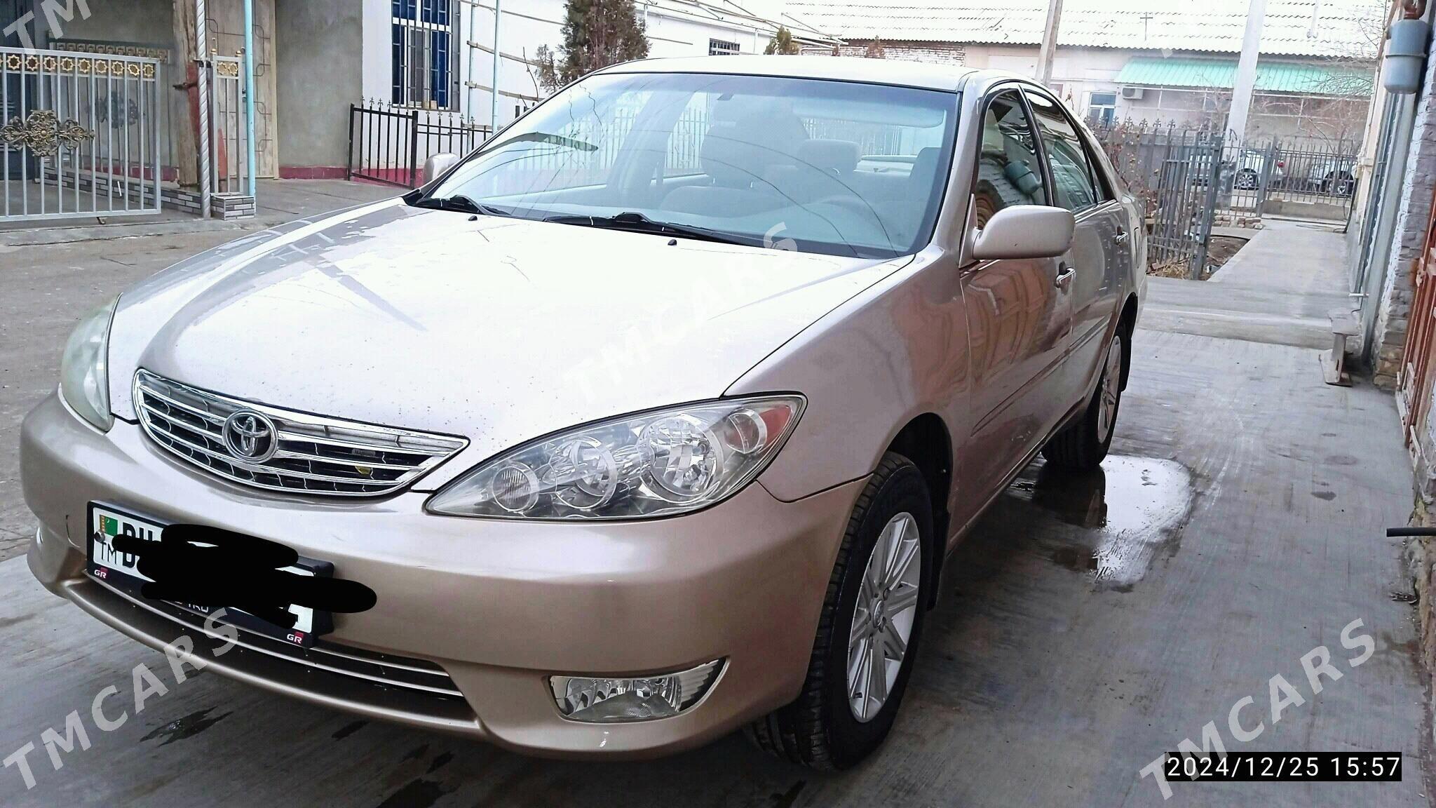 Toyota Camry 2004 - 125 000 TMT - Дашогуз - img 2