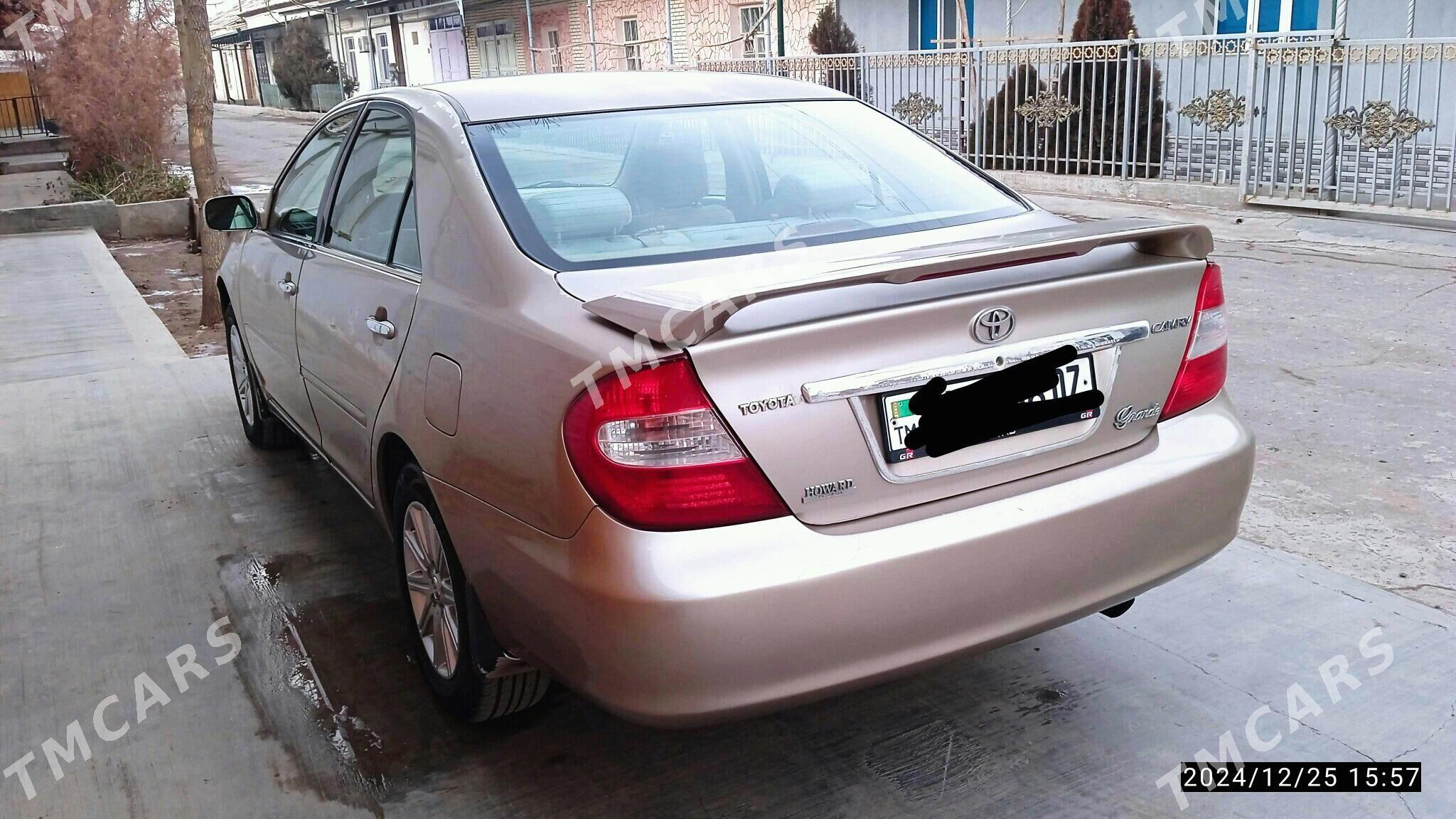 Toyota Camry 2004 - 125 000 TMT - Дашогуз - img 3