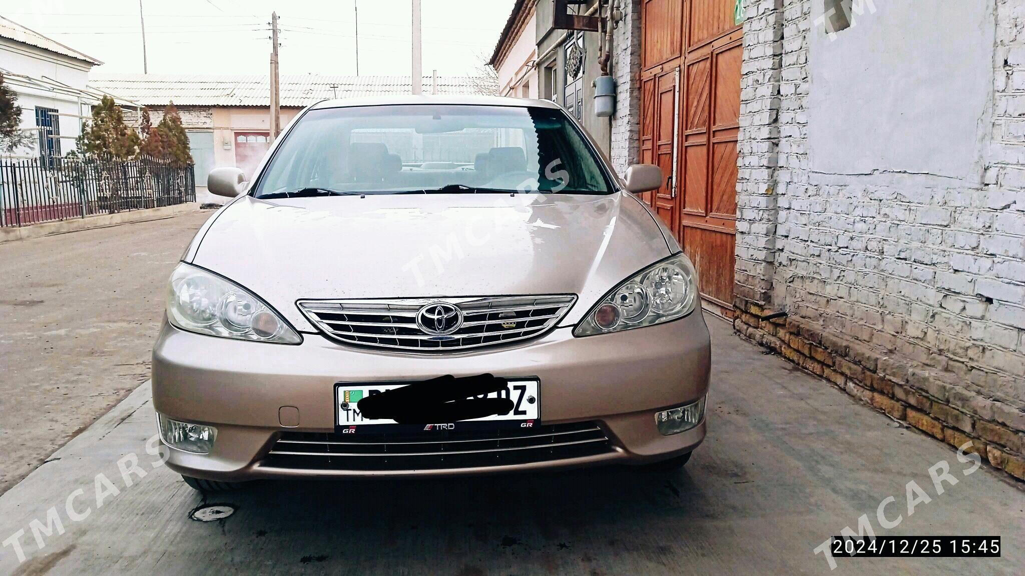 Toyota Camry 2004 - 125 000 TMT - Дашогуз - img 6