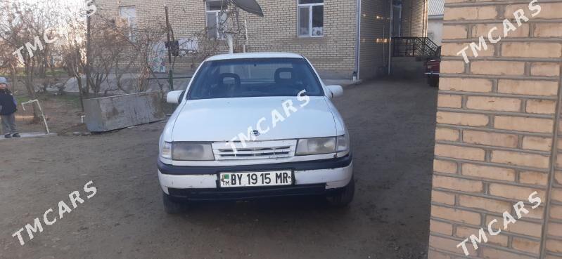 Opel Vectra 1990 - 8 000 TMT - Мары - img 3