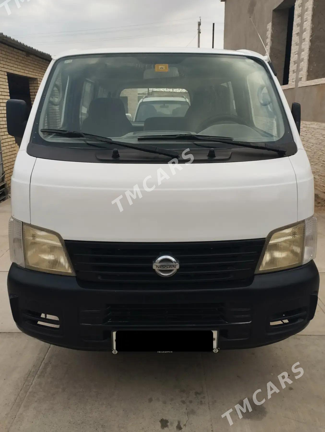 Toyota Hiace 2004 - 160 000 TMT - Mary - img 2