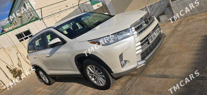 Toyota Highlander 2019 - 550 000 TMT - Чоганлы - img 2