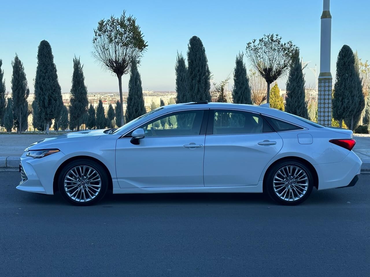 Toyota Avalon 2019 - 560 000 TMT - Aşgabat - img 6