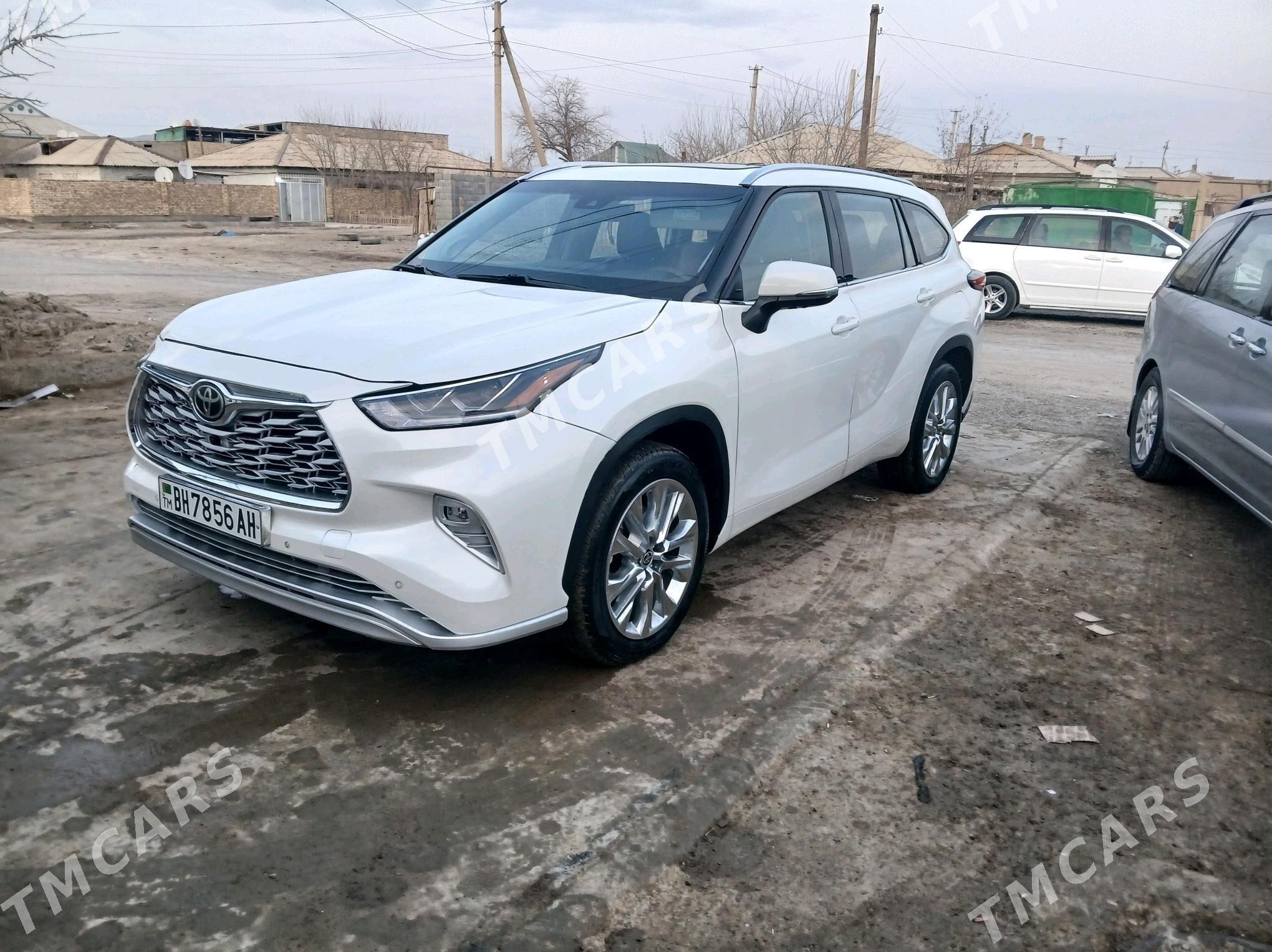 Toyota Highlander 2021 - 550 000 TMT - Теджен - img 5