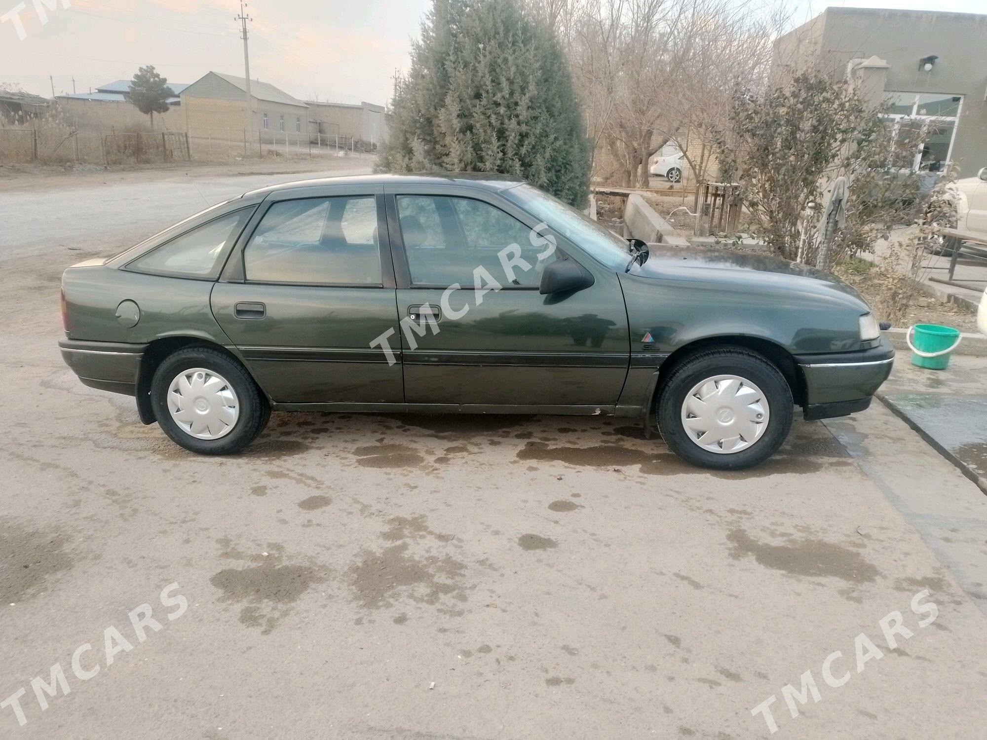 Opel Vectra 1992 - 30 000 TMT - Mary - img 3