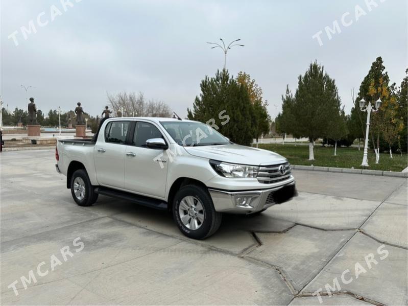 Toyota Hilux 2019 - 555 000 TMT - Туркменабат - img 6