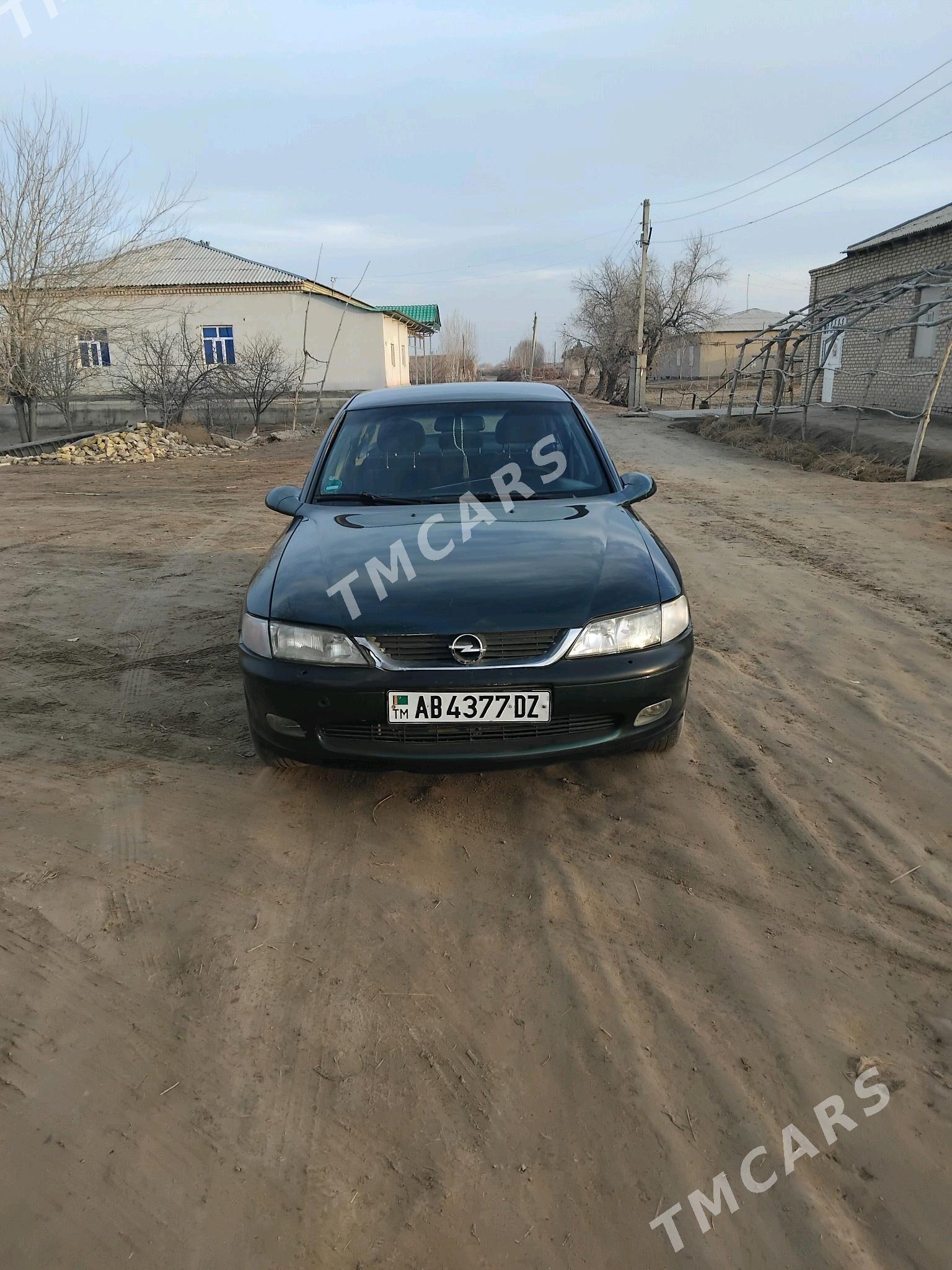 Opel Vectra 1998 - 55 000 TMT - Губадаг - img 5