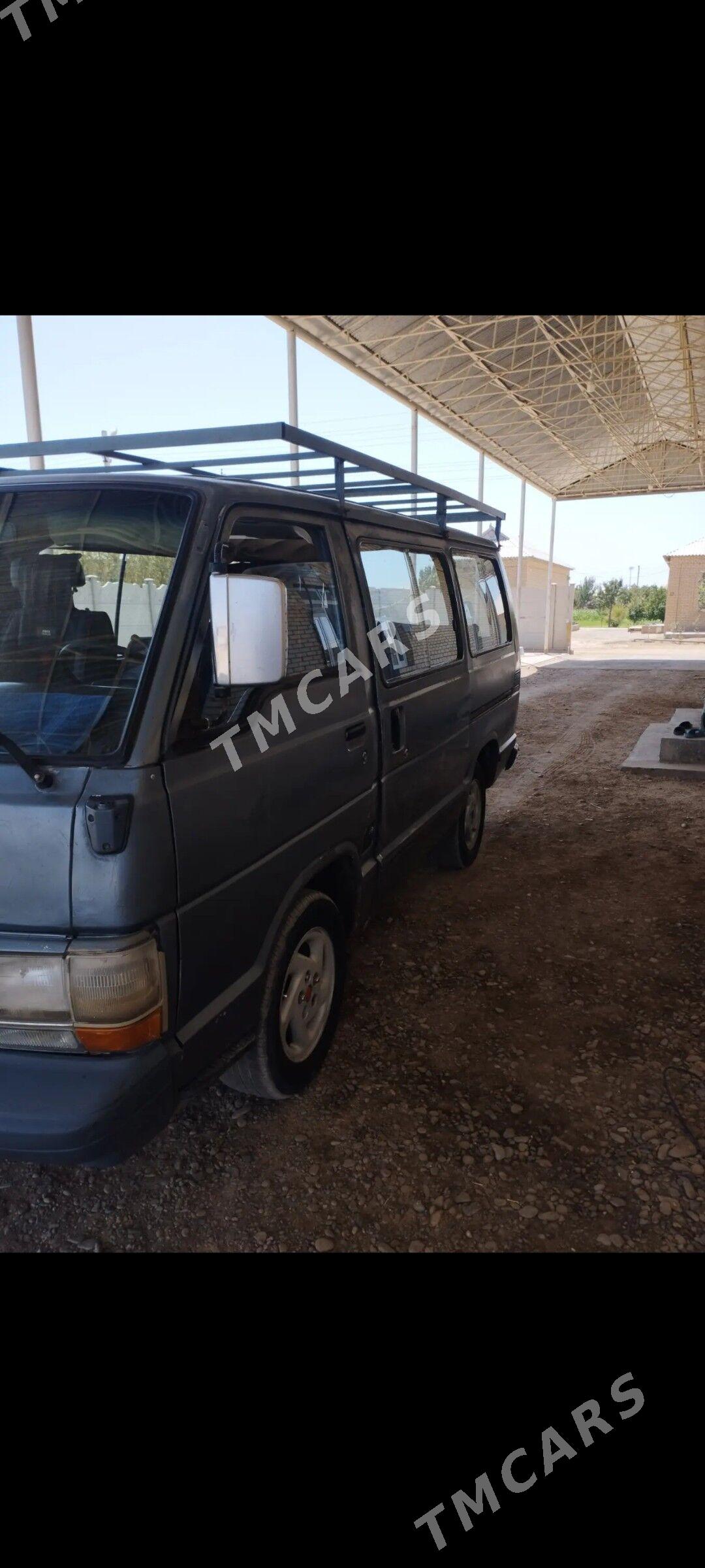 Toyota Hiace 1989 - 32 000 TMT - Mary - img 2