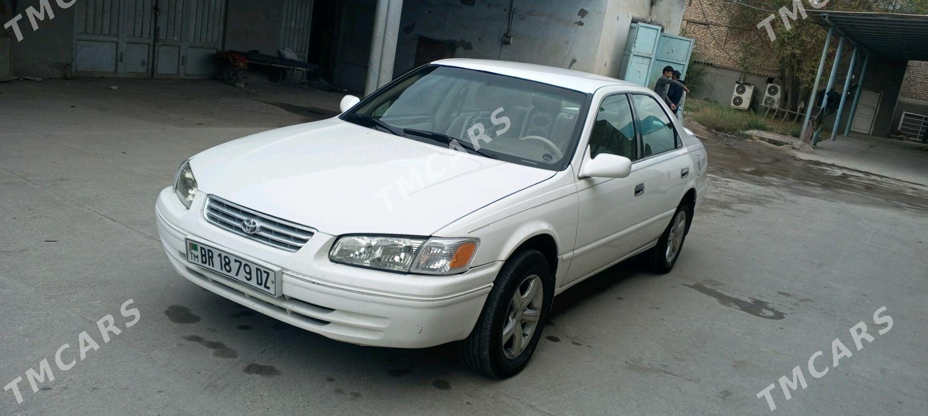 Toyota Camry 1999 - 106 000 TMT - Губадаг - img 4