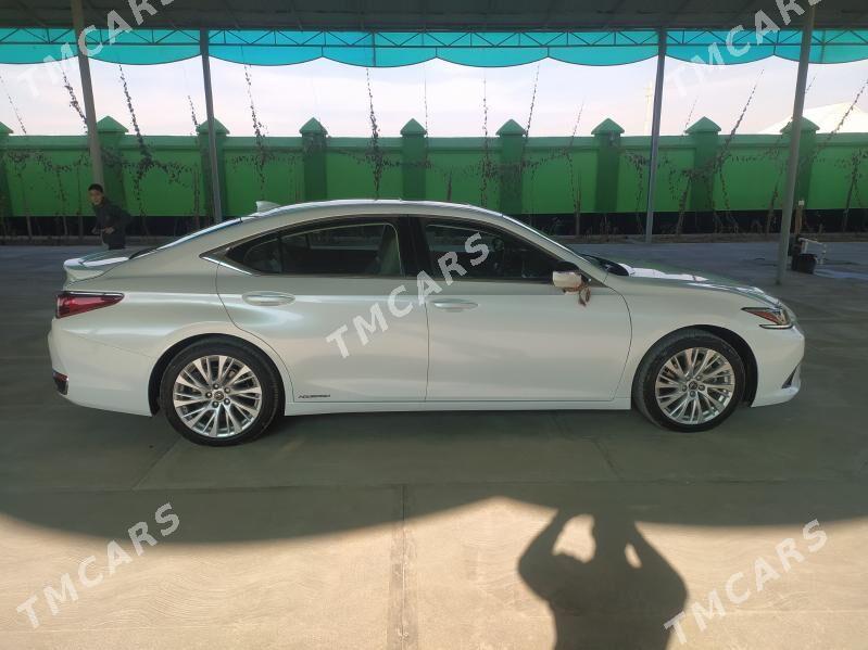 Lexus ES 300h 2021 - 420 000 TMT - Mary - img 6