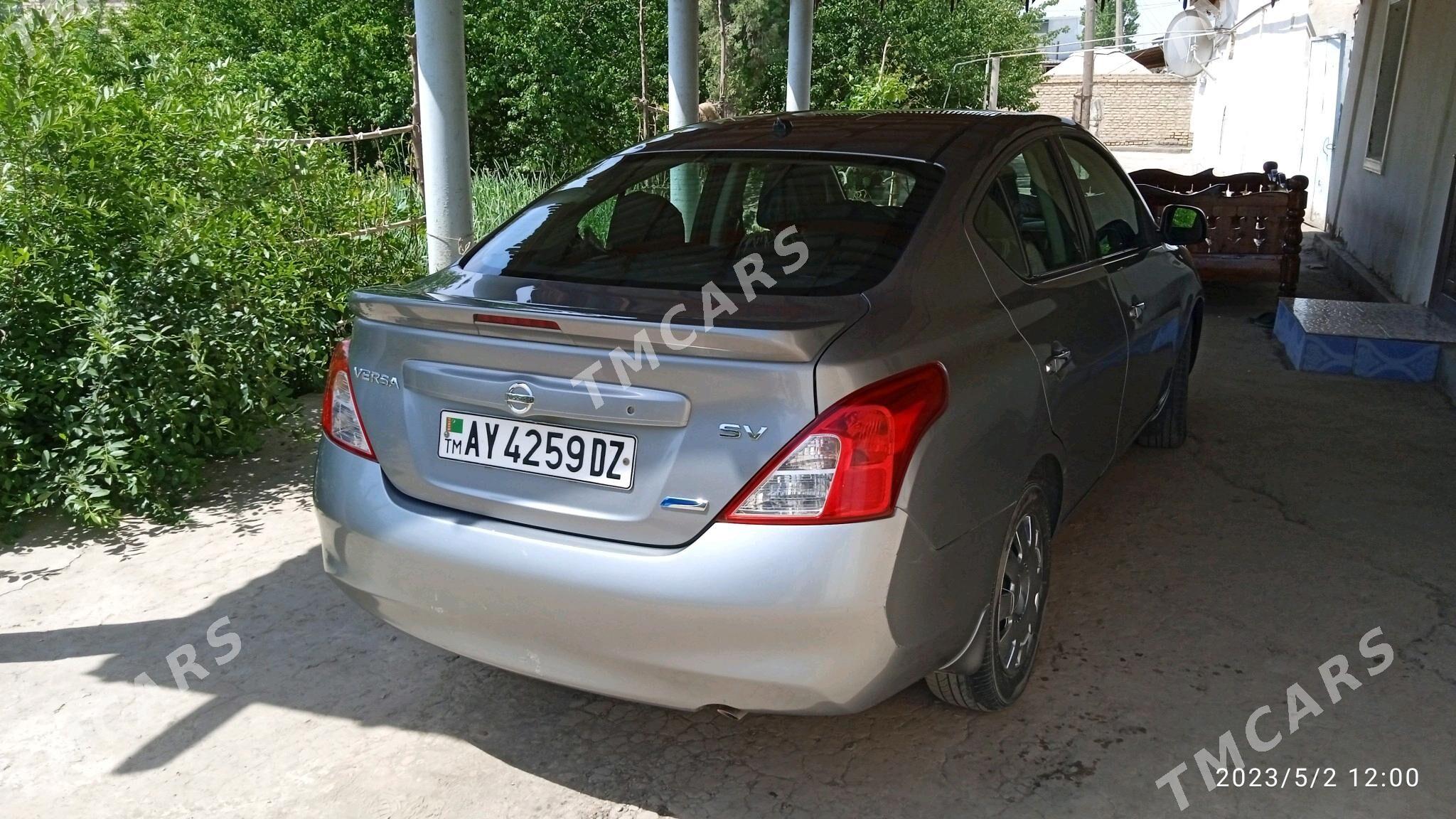 Nissan Versa 2012 - 83 000 TMT - Гороглы (Тагта) - img 3