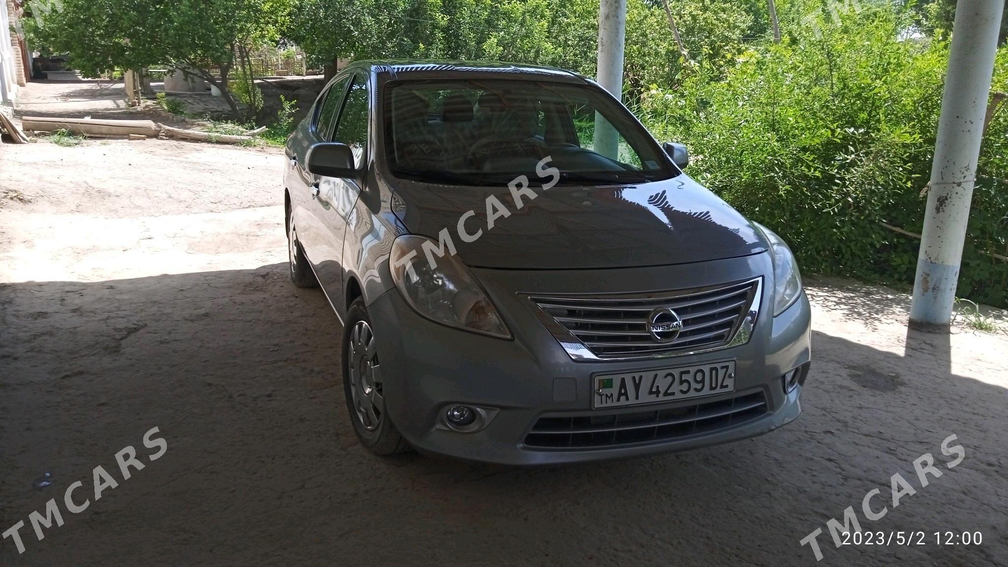 Nissan Versa 2012 - 83 000 TMT - Гороглы (Тагта) - img 4