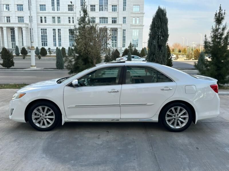 Toyota Camry 2013 - 235 000 TMT - Aşgabat - img 4