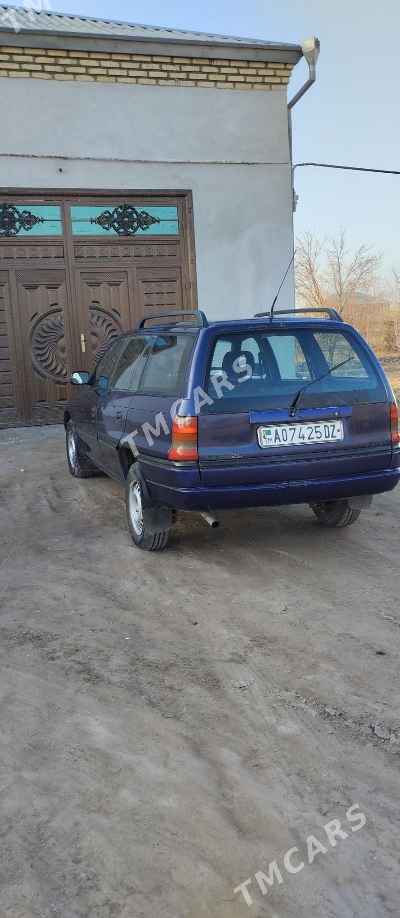 Opel Astra 1996 - 40 000 TMT - Шабатский этрап - img 3