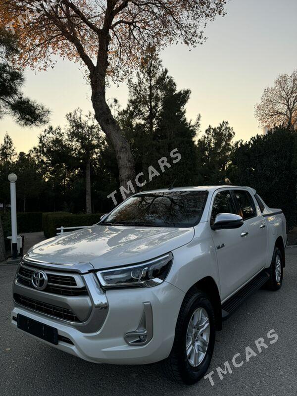 Toyota Hilux 2022 - 580 000 TMT - Balkanabat - img 4